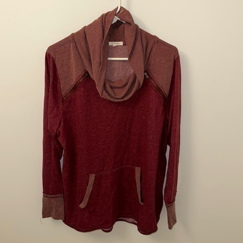 Long sleeve top